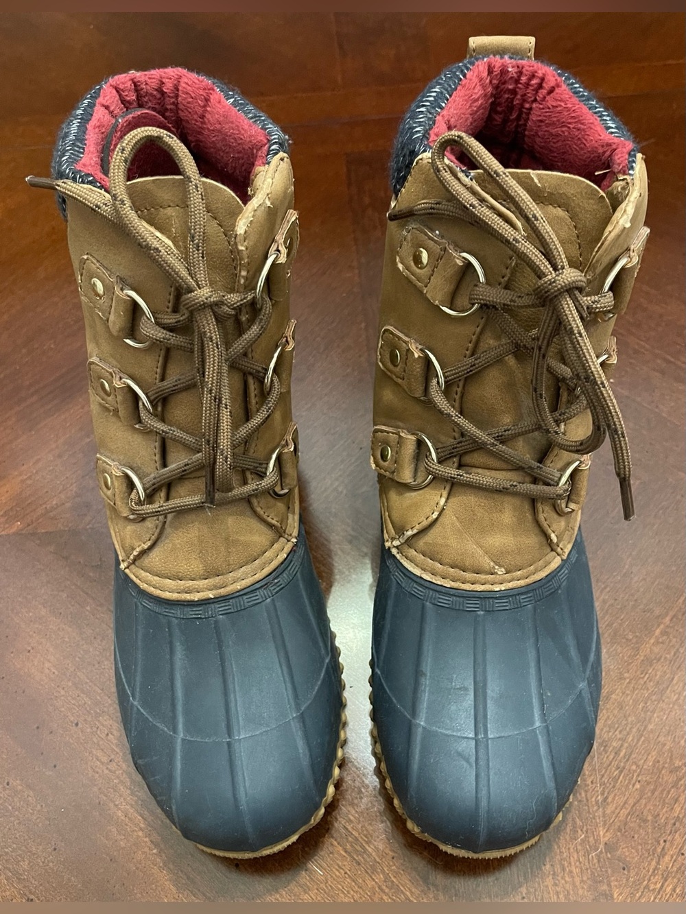 Tommy Hilfiger Tan, Black & Red Insulated Winter Duck Boots. So plush and cozy!